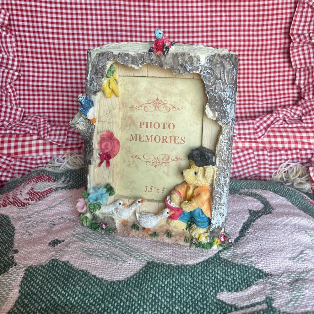 Vintage Yellow Bear Frame